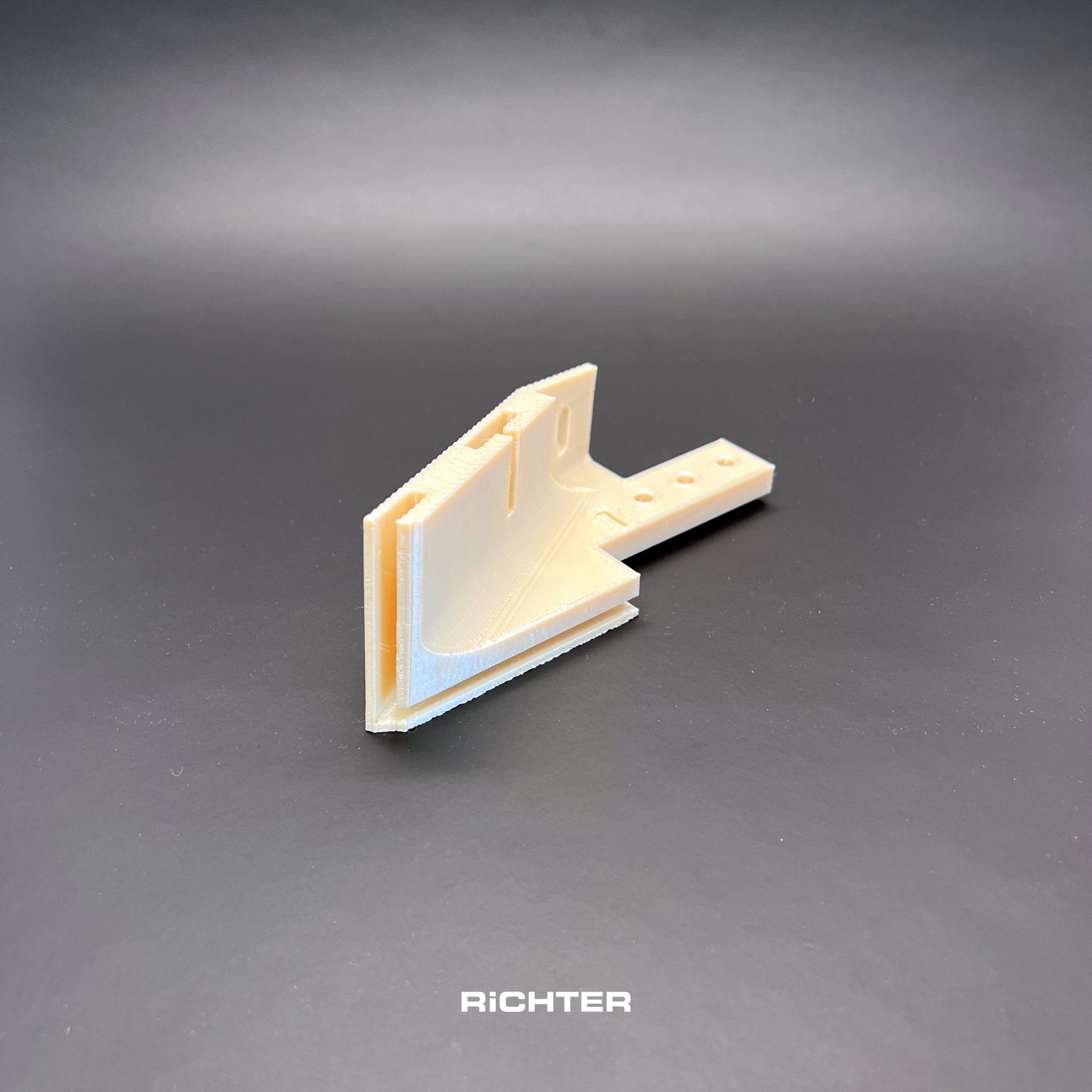 Richter_ULTEM_01