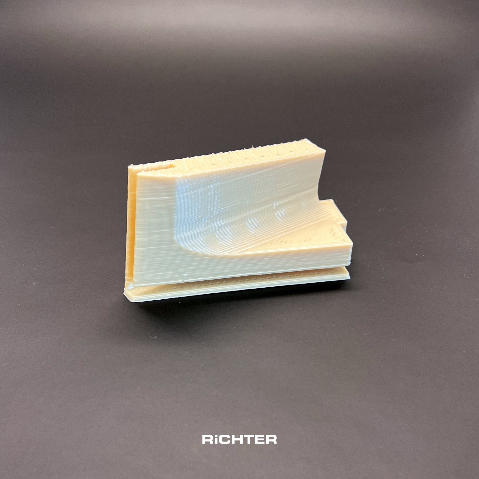 Richter_ULTEM_02